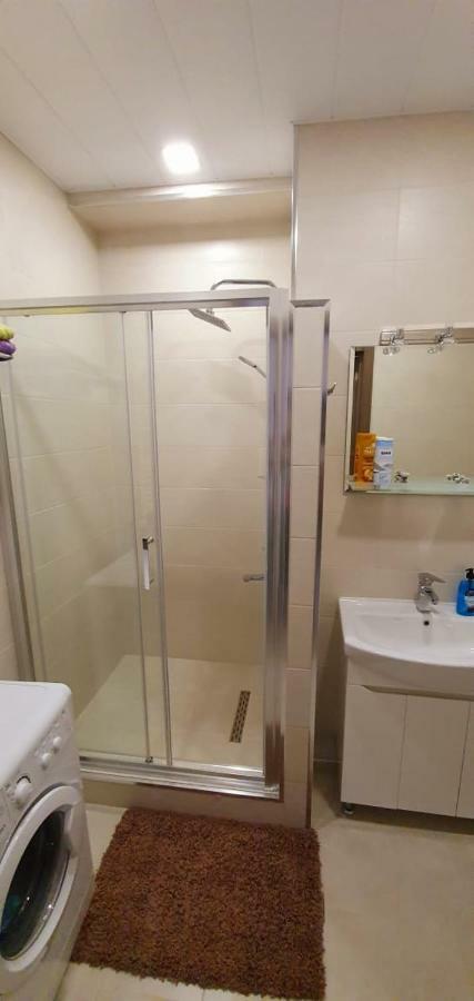 Tikas Home Апартаменты Tbilisi Esterno foto